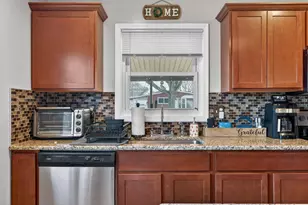 7435 Lathers St, Westland, MI 48185 - Photo 12