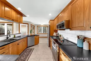 13186 Indigo Ct, Holland, MI 49424 - Photo 12