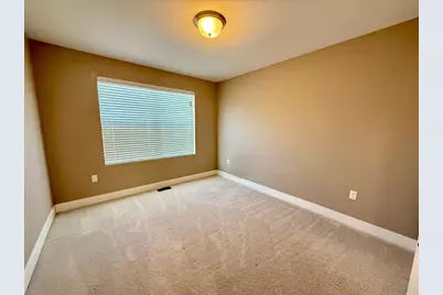 2564 W Towne Street, Ann Arbor, MI 48103 - Photo 14