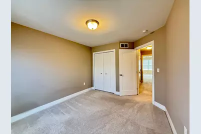 2564 W Towne Street, Ann Arbor, MI 48103 - Photo 16