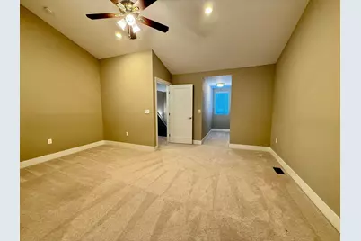 2564 W Towne Street, Ann Arbor, MI 48103 - Photo 22