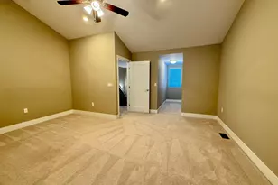 2564 W Towne St, Ann Arbor, MI 48103 - Photo 22