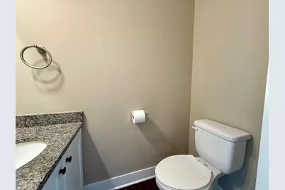 2564 W Towne Street, Ann Arbor, MI 48103 - Photo 8