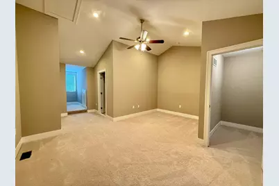 2564 W Towne Street, Ann Arbor, MI 48103 - Photo 20