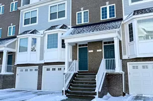 2564 W Towne St, Ann Arbor, MI 48103 - Photo 2