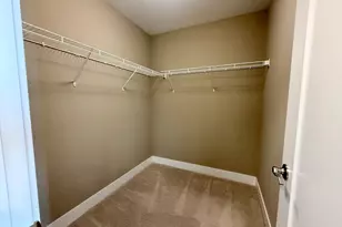 2564 W Towne St, Ann Arbor, MI 48103 - Photo 14