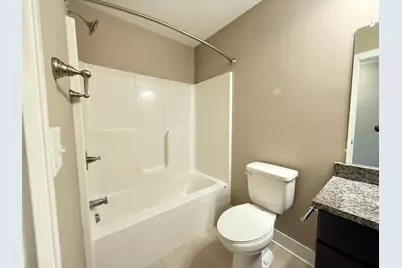 2564 W Towne Street, Ann Arbor, MI 48103 - Photo 16