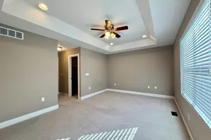 2564 W Towne St, Ann Arbor, MI 48103 - Photo 10