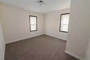 274 Florawood St, Waterford, MI 48327 - Photo 12