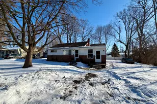 274 Florawood St, Waterford, MI 48327 - Photo 14