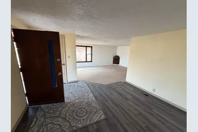 298 Bradford Road, Benton Harbor, MI 49022 - Photo 4