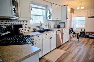 5324 Comstock Ave, Kalamazoo, MI 49048 - Photo 18