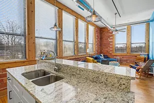 460 Broadway St, South Haven, MI 49090 - Photo 6