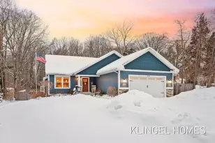 14507 Lakeshore Dr, Grand Haven, MI 49417 - Photo 30