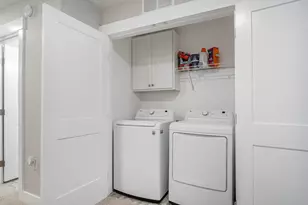 2351 Watertown Way NE, Grand Rapids, MI 49505 - Photo 16