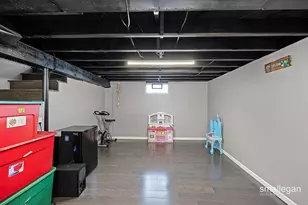 1059 W Summit Ave, Muskegon, MI 49441 - Photo 20