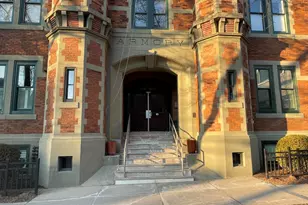 223 E Ann St, Ann Arbor, MI 48104 - Photo 2