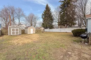 409 W Railroad St, Dowagiac, MI 49047 - Photo 2