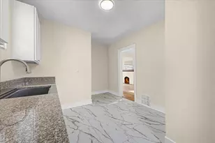 16631 Sorrento St, Detroit, MI 48235 - Photo 4