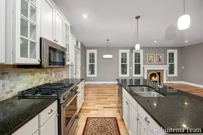 16981 Pickett Lane, Nunica, MI 49448 - Photo 12