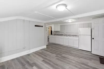 719 N Clinton Avenue, Saint Johns, MI 48879 - Photo 16