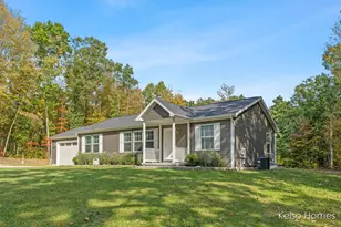 1072 N Bingham Ave, White Cloud, MI 49349 - Photo 4