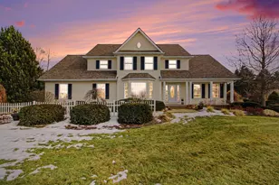 3701 E Garden Ct, Saline, MI 48176 - Photo 2