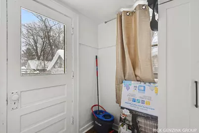 2303 Beverly Avenue SW, Wyoming, MI 49519 - Photo 14