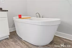 2698 Red Bud Dr, Zeeland, MI 49464 - Photo 30