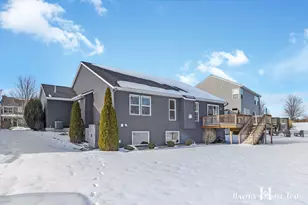 2698 Red Bud Dr, Zeeland, MI 49464 - Photo 14