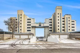 2964 Lakeshore Dr, Muskegon, MI 49441 - Photo 2