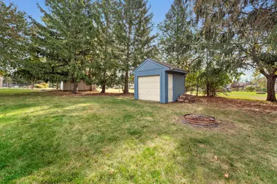 2225 Silvermaple Court, Wixom, MI 48393 - Photo 4