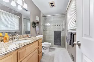 2225 Silvermaple Ct, Wixom, MI 48393 - Photo 18