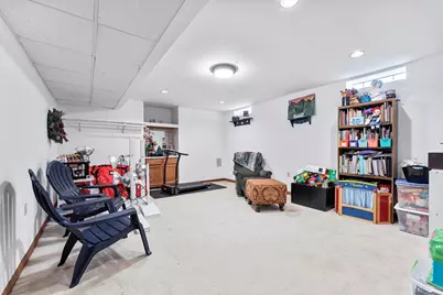 2225 Silvermaple Court, Wixom, MI 48393 - Photo 24