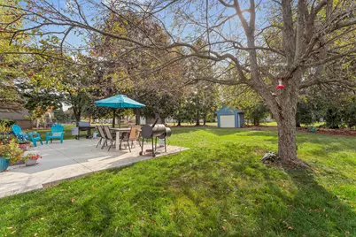 2225 Silvermaple Court, Wixom, MI 48393 - Photo 28