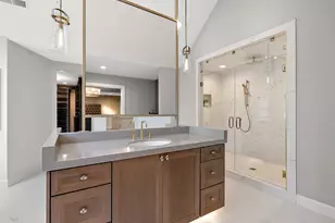 48000 W 8 Mile Road W, Farmington Hills, MI 48167 - Photo 34