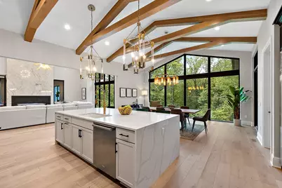 48000 W 8 Mile Road W, Farmington Hills, MI 48167 - Photo 8