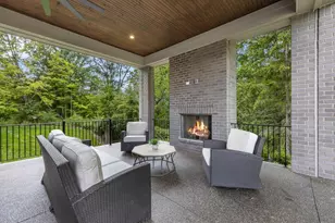 48000 W 8 Mile Road W, Northville, MI 48167 - Photo 18