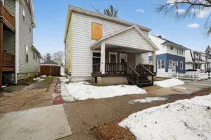 1021 Lincoln NW, Grand Rapids, MI 49504 - Photo 4
