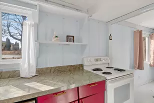 35268 51st Ave, Paw Paw, MI 49079 - Photo 8