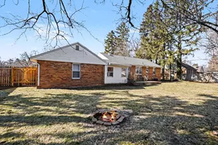 1295 Pontiac Rd, Benton Harbor, MI 49022 - Photo 18