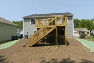558 Swan River Dr, Benton Harbor, MI 49022 - Photo 28