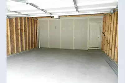558 Swan River Drive, Benton Harbor, MI 49022 - Photo 32