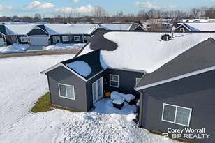 7472 Cinarcy St, Caledonia, MI 49316 - Photo 30