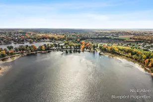 7093 Peninsula Dr NE, Rockford, MI 49341 - Photo 48