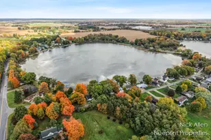 7093 Peninsula Dr NE, Rockford, MI 49341 - Photo 46