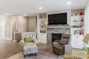 7181 Copper Ridge Ct, Zeeland, MI 49464 - Photo 8