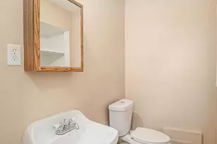 1916 Hollingsworth Dr, Commerce Township, MI 48390 - Photo 16