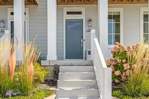 126 Mariners Cv, Saint Joseph, MI 49085 - Photo 2