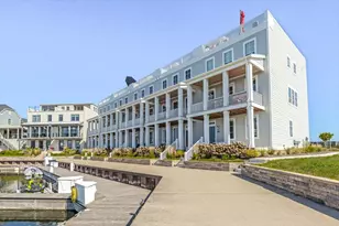 126 Mariners Cv, Saint Joseph, MI 49085 - Photo 1